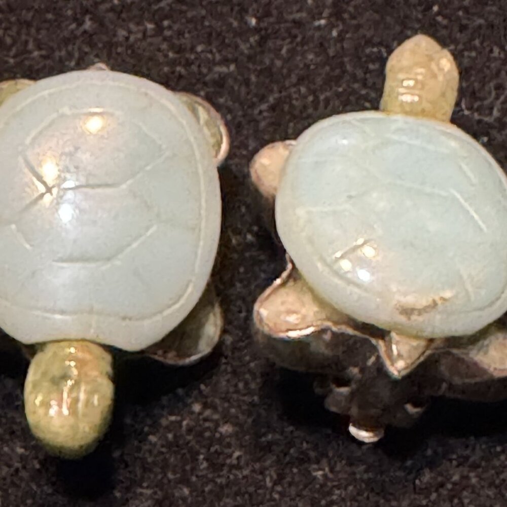 Vintage Turtle Clip-On Earrings Light Green Shell Silver Base Retro Costume Jewe